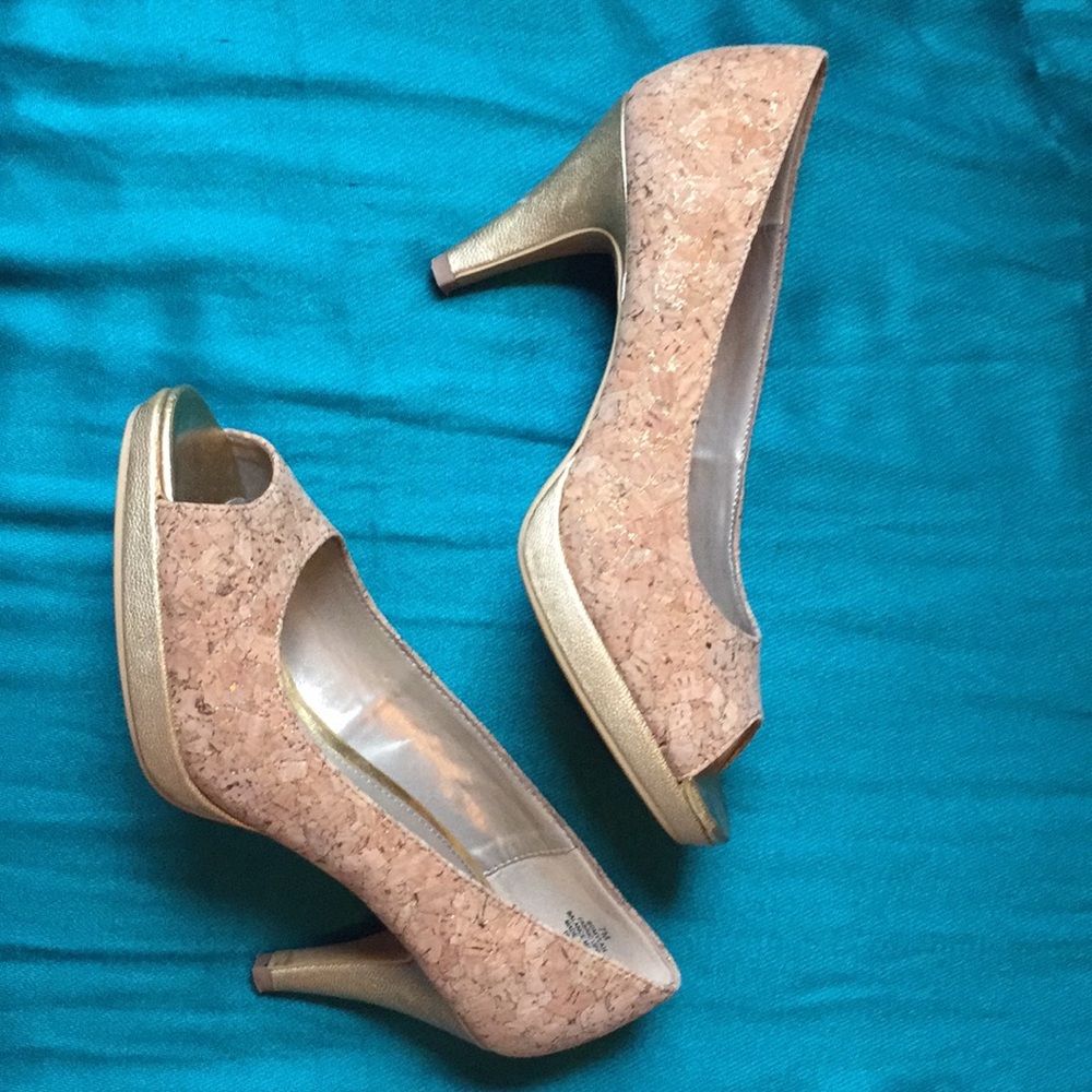 Bandolino Cork Heels